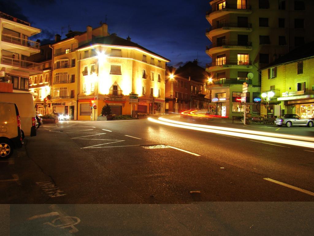 Hotel Pierre Blanche Chatillon-en-Michaille Bagian luar foto