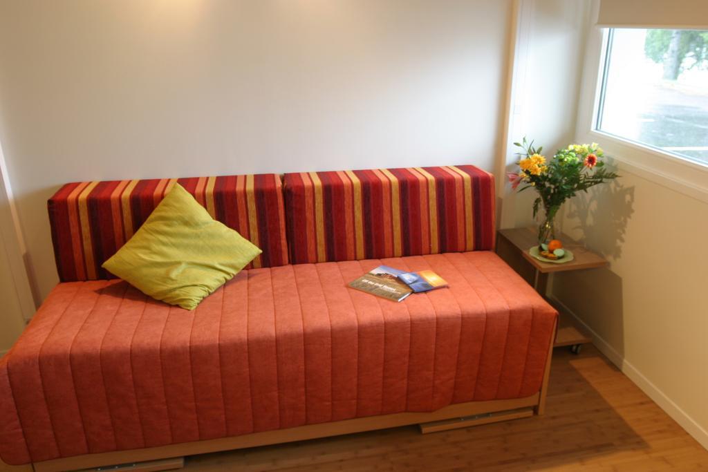 Hotel Pierre Blanche Chatillon-en-Michaille Ruang foto